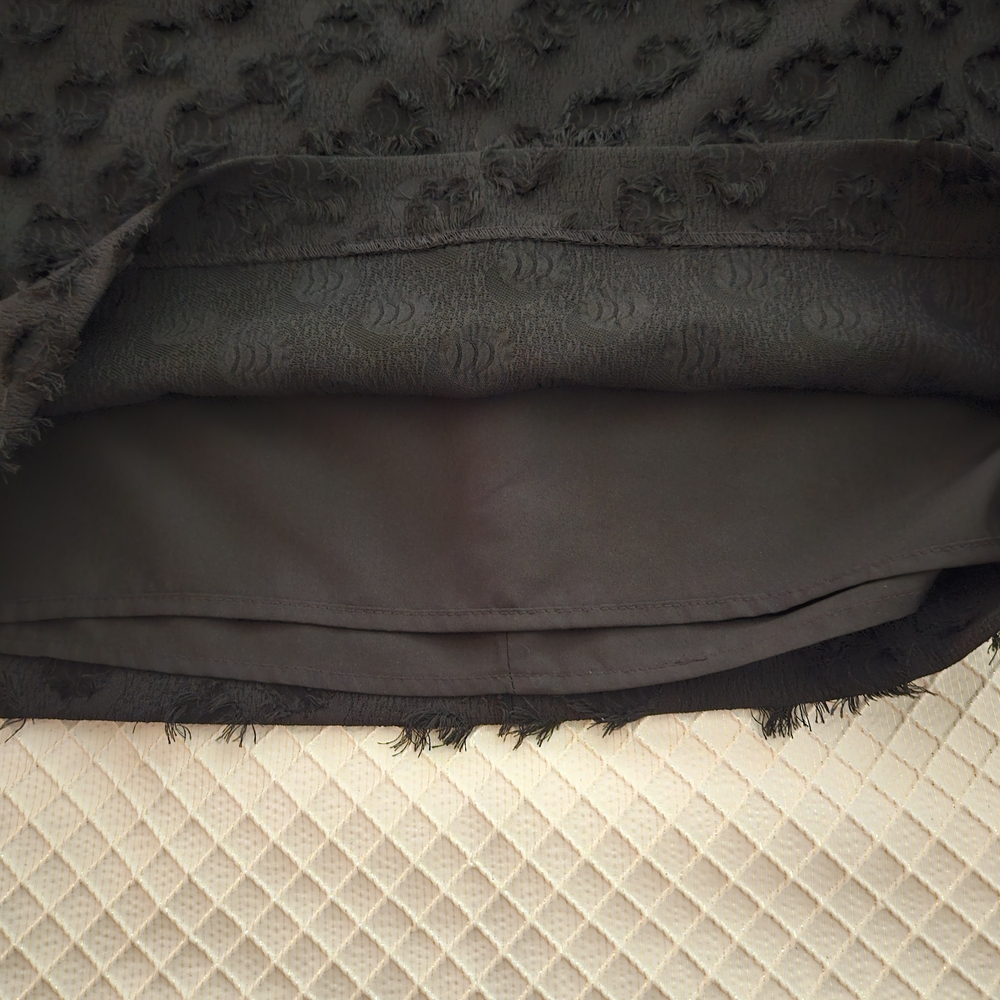 LOFT Petite Black Textured Mini Shift Skirt - Picture 6 of 10